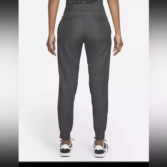 Nike DRI-FIT Gray/Black Victor Elastic Drawstring Golf Joggers - Picture 2 of 16